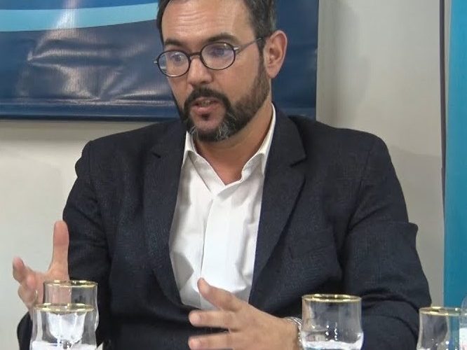 El Calafate: Concejales reclamaron por falta de cobertura de la CSS y el interventor respondió que los municipios no pagan los aportes