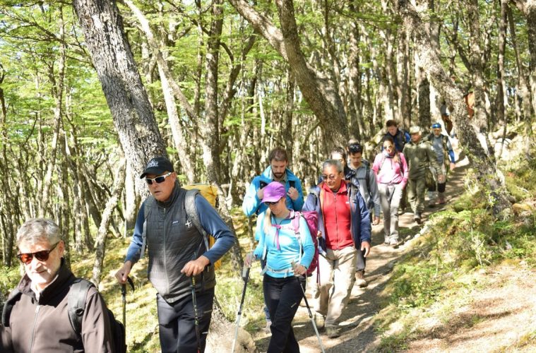 Santa Cruz y la Región de Aysen firmaron el acuerdo para habilitar el sendero Huellas de Glaciares