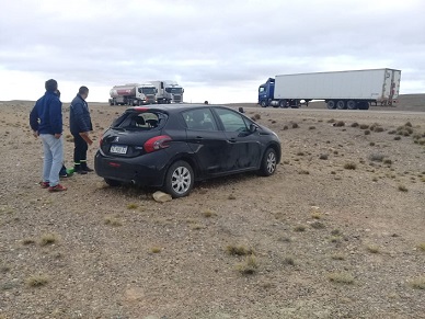 Volcó la diputada Reyes mientras viajaba en su auto a Buenos Aires, tuvo lesiones leves