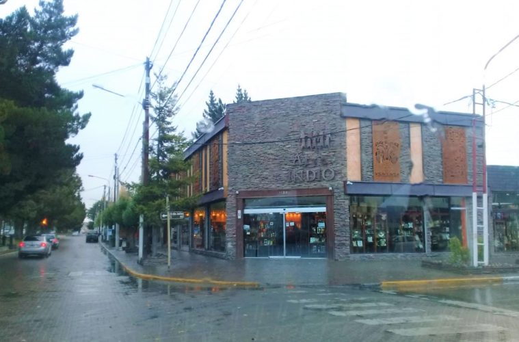 El Calafate pide autorización provincial para habilitar comercios, gastronomía y más actividades al aire libre
