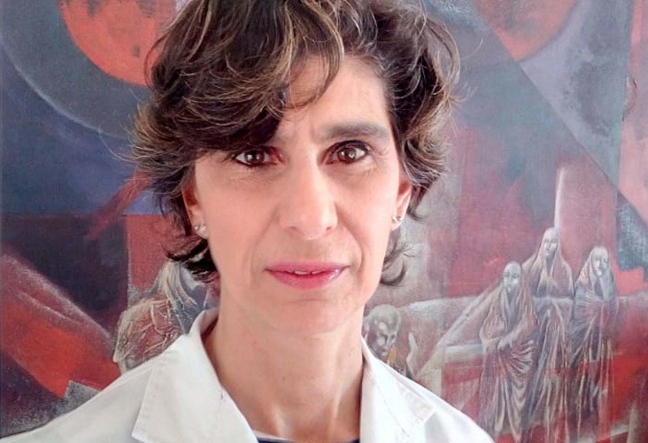 La doctora Abdelnur detalla cómo ayudan a pacientes con COVID-19 a recuperar el olfato