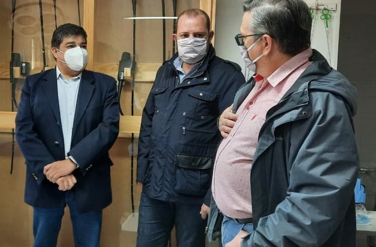 Vacunas Vip en Santa Cruz: Presentan denuncia penal contra el ministro de Salud y los funcionarios implicados