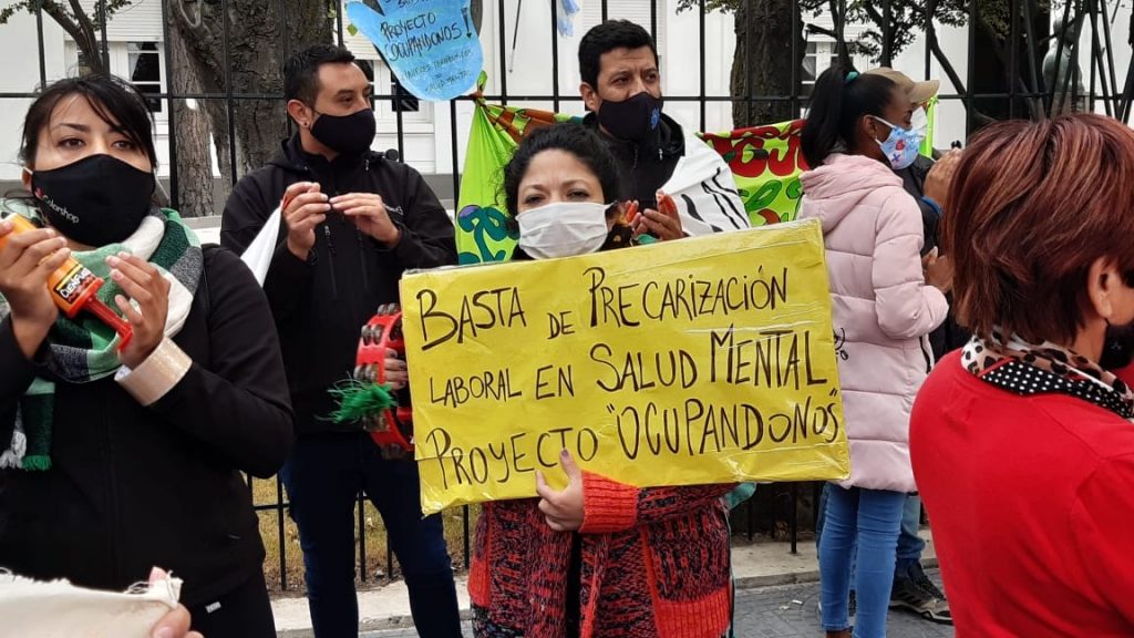 La imagen tiene un atributo ALT vacío; su nombre de archivo es Enfermeros-casa-gobierno-2-1024x576.jpg