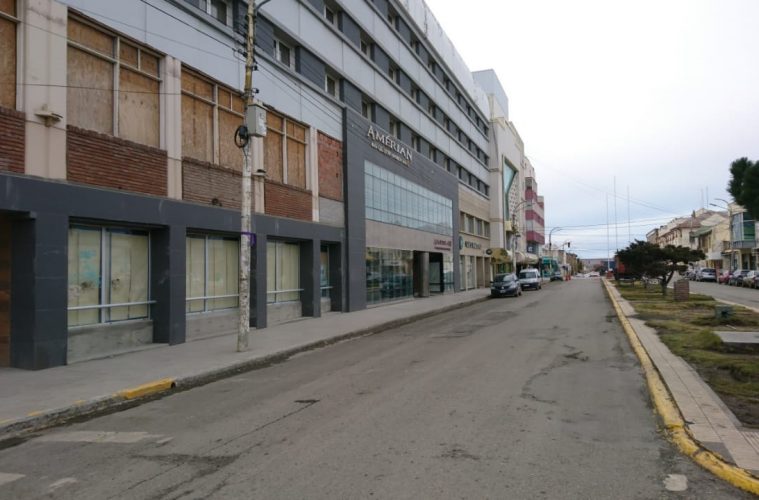 Santa Cruz confinada: La gobernadora adhirió sin excepciones al decreto nacional y no se podrá circular entre las 18 y las 06 horas en ninguna localidad
